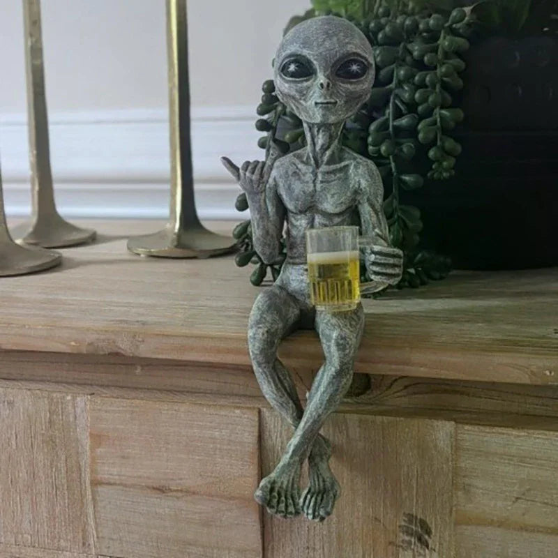 Alien Resin Statue Ornament Alien Garden Sculptures & Statues Yard Best Art Decor For Indoor Outdoor Home Or Office Collectible